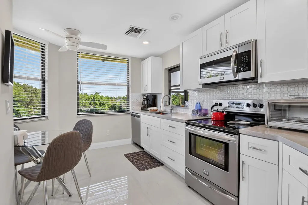 7535 La Paz Boulevard Boca Raton FL 33433