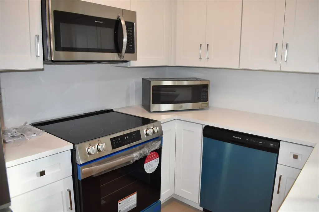 816 SE 6th Court Fort Lauderdale FL 33301