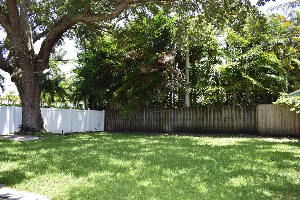 816 SE 6th Court Fort Lauderdale FL 33301