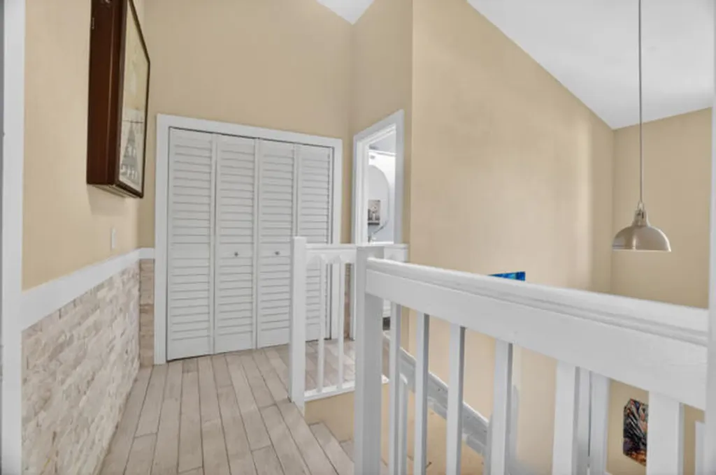 622 Mariners Way Boynton Beach FL 33435