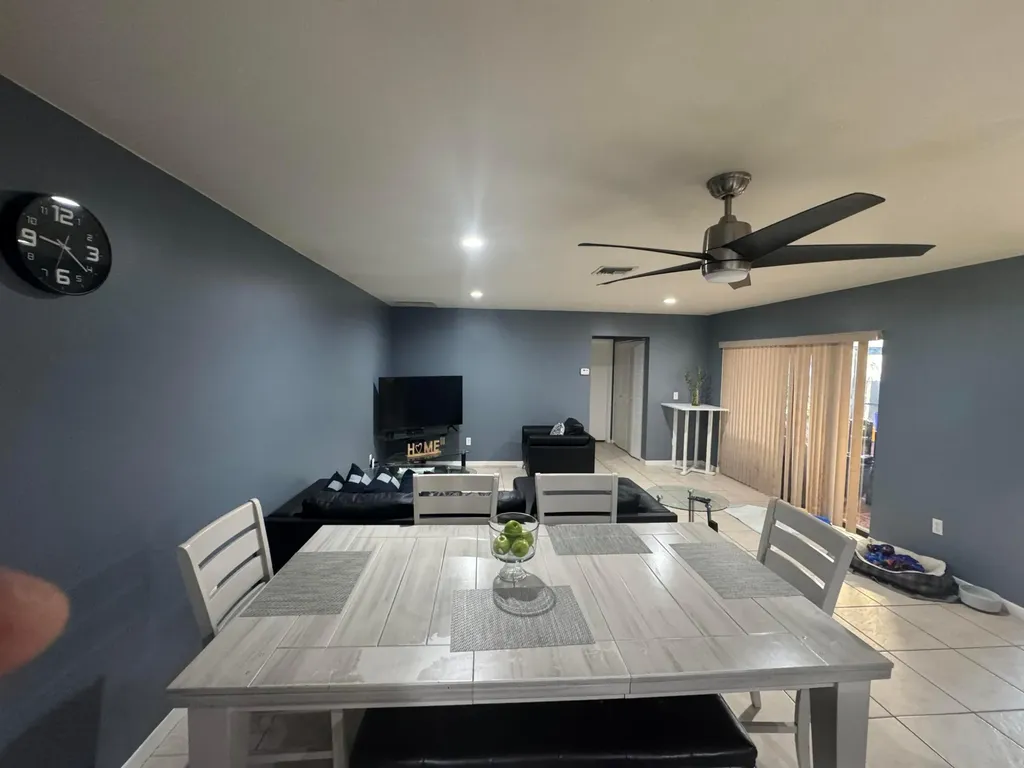 8016 Ambach Way Hypoluxo FL 33462