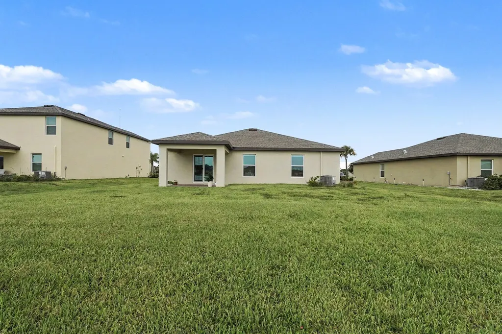 969 Bent Creek Drive Fort Pierce FL 34947