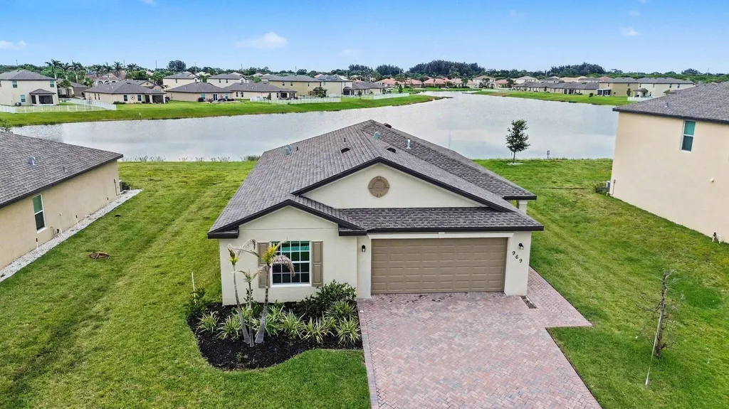 969 Bent Creek Drive Fort Pierce FL 34947