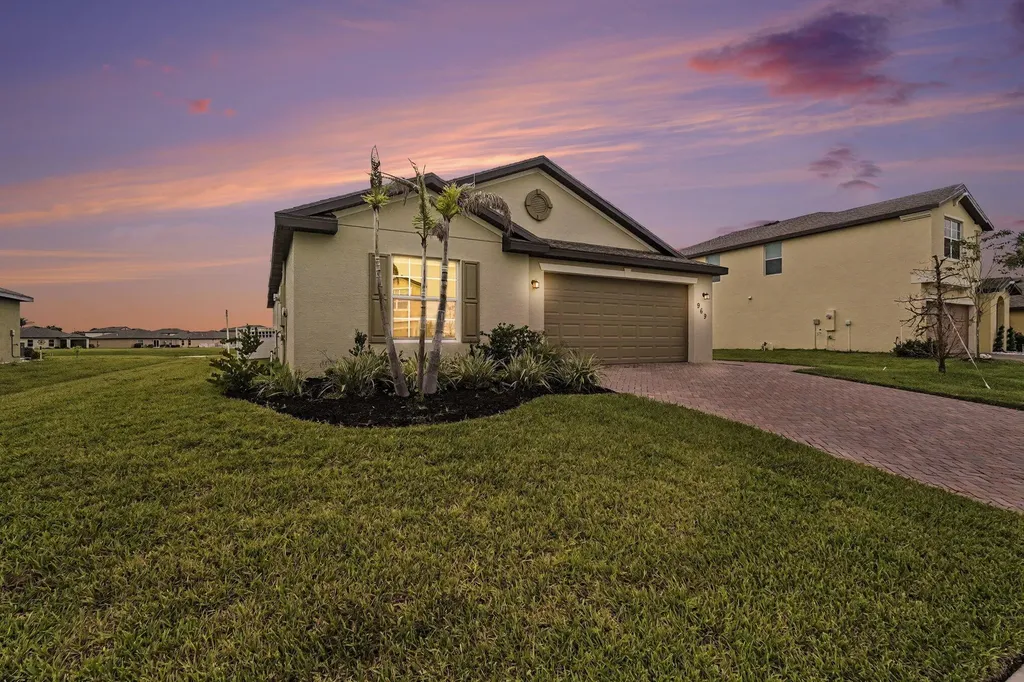 969 Bent Creek Drive Fort Pierce FL 34947