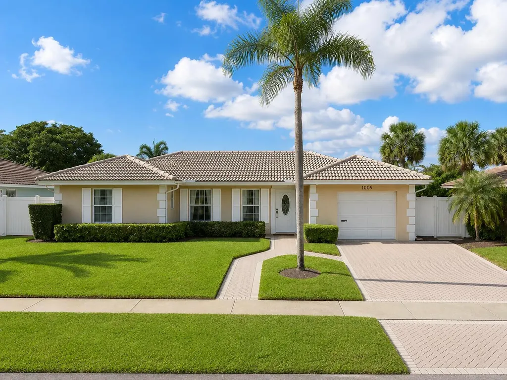 1026 SW 3rd Street Boca Raton FL 33486