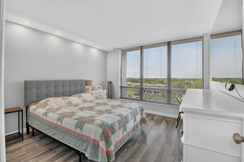 7738 Lakeside Boulevard Boca Raton FL 33434