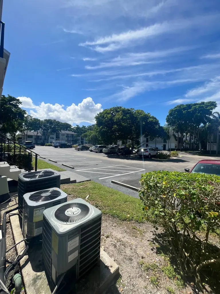 752 Executive Center Drive West Palm Beach FL 33401