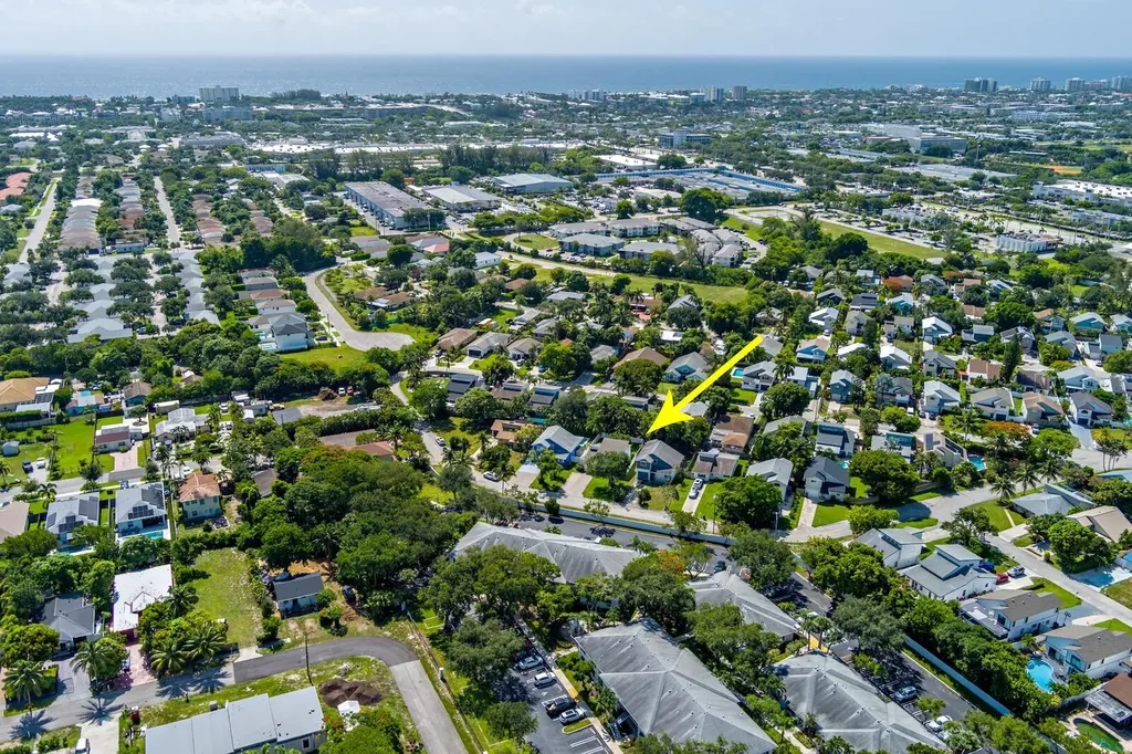 2474 Douglas Avenue Delray Beach FL 33444