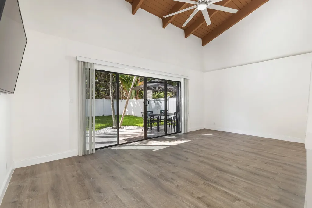 2474 Douglas Avenue Delray Beach FL 33444
