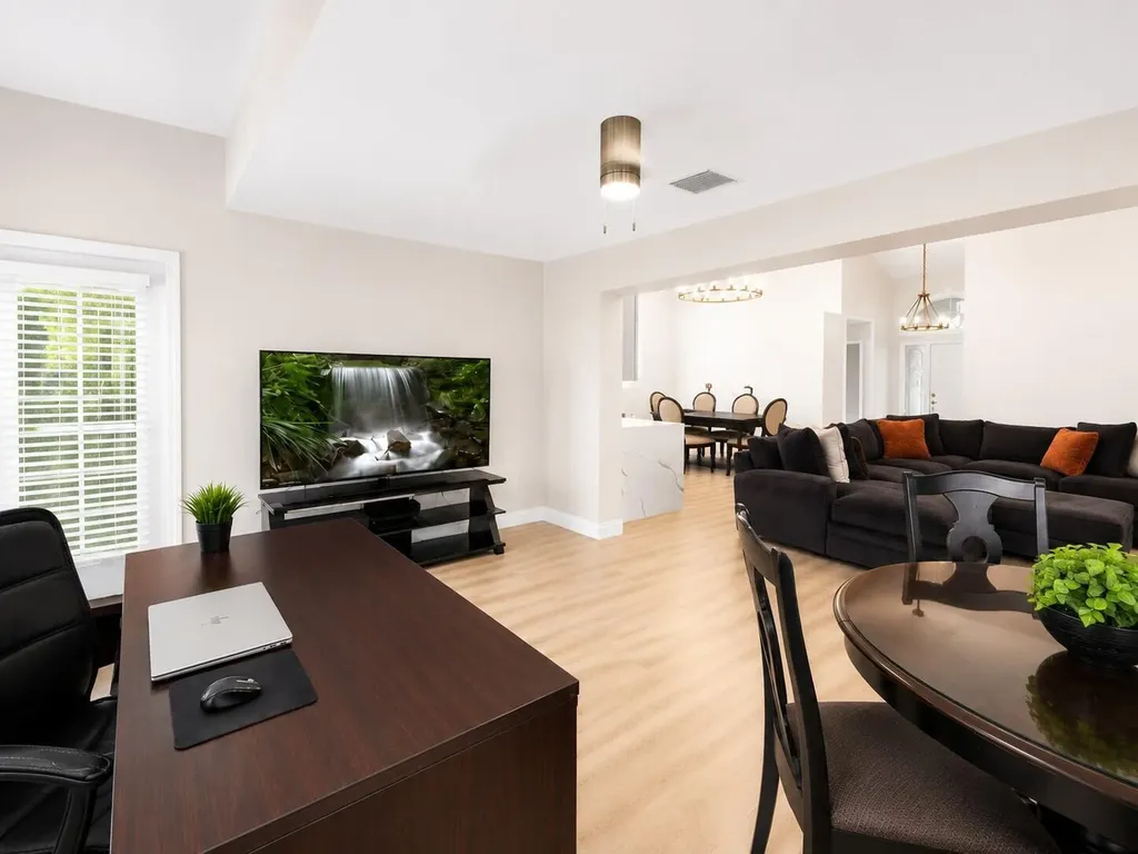 2075 NW 127th Terrace Coral Springs FL 33071
