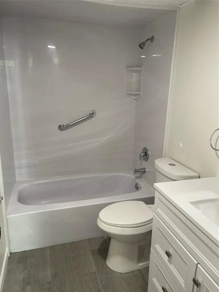 3099 NW 48th Avenue Lauderdale Lakes FL 33313