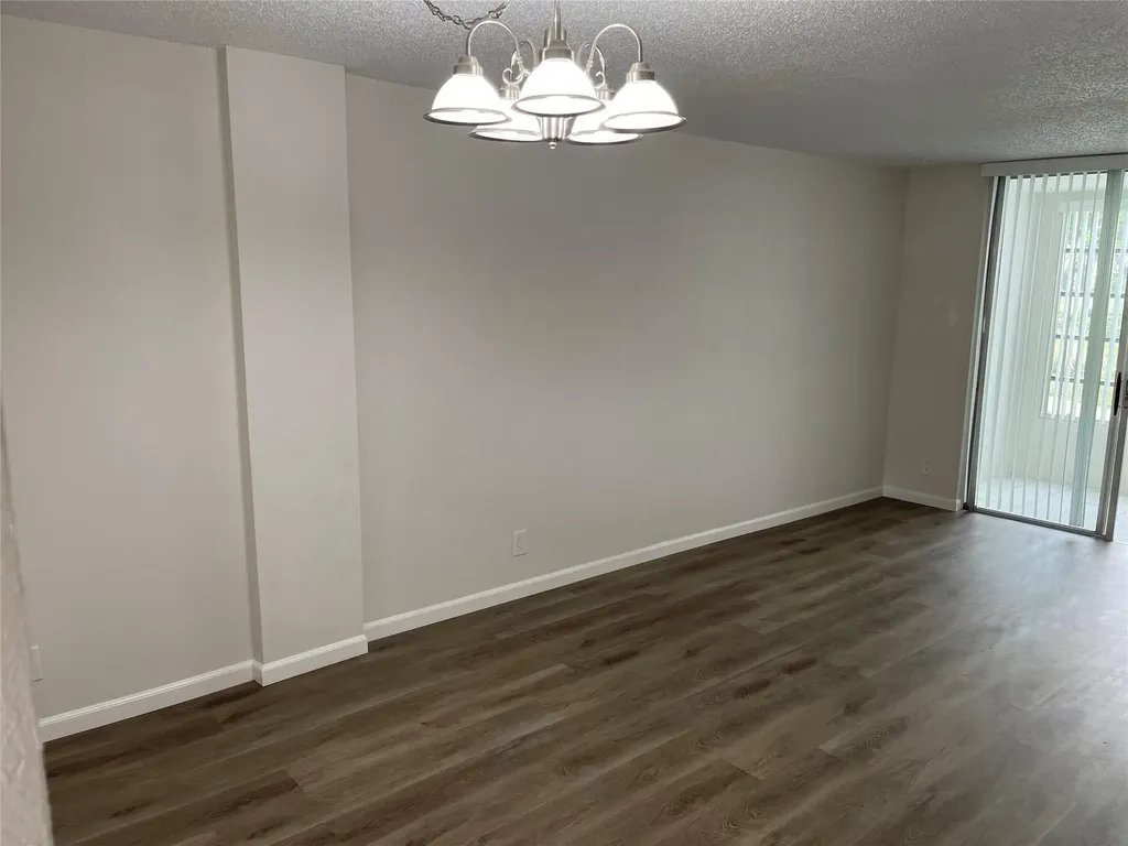 3099 NW 48th Avenue Lauderdale Lakes FL 33313