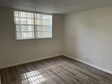3099 NW 48th Avenue Lauderdale Lakes FL 33313