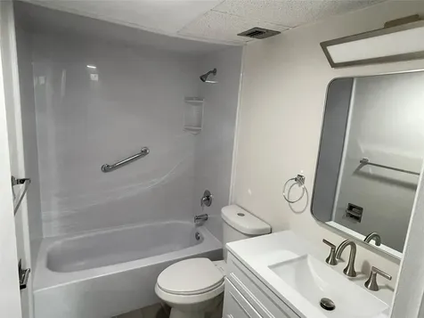 3099 NW 48th Avenue Lauderdale Lakes FL 33313