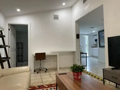 821 SW 13th Court Pompano Beach FL 33060