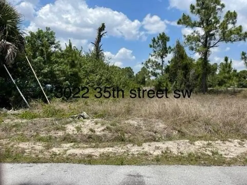 3022 35th Street SW Lehigh Acres FL 33976