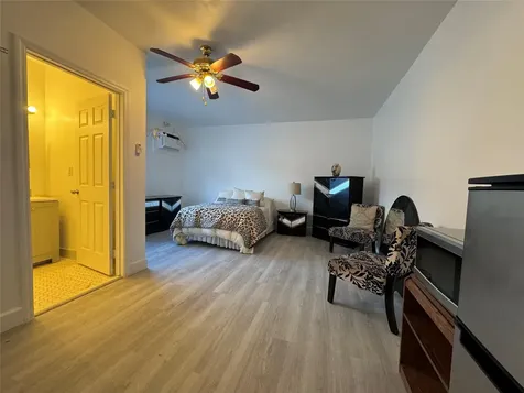 4210 NW 43rd Street Lauderdale Lakes FL 33319