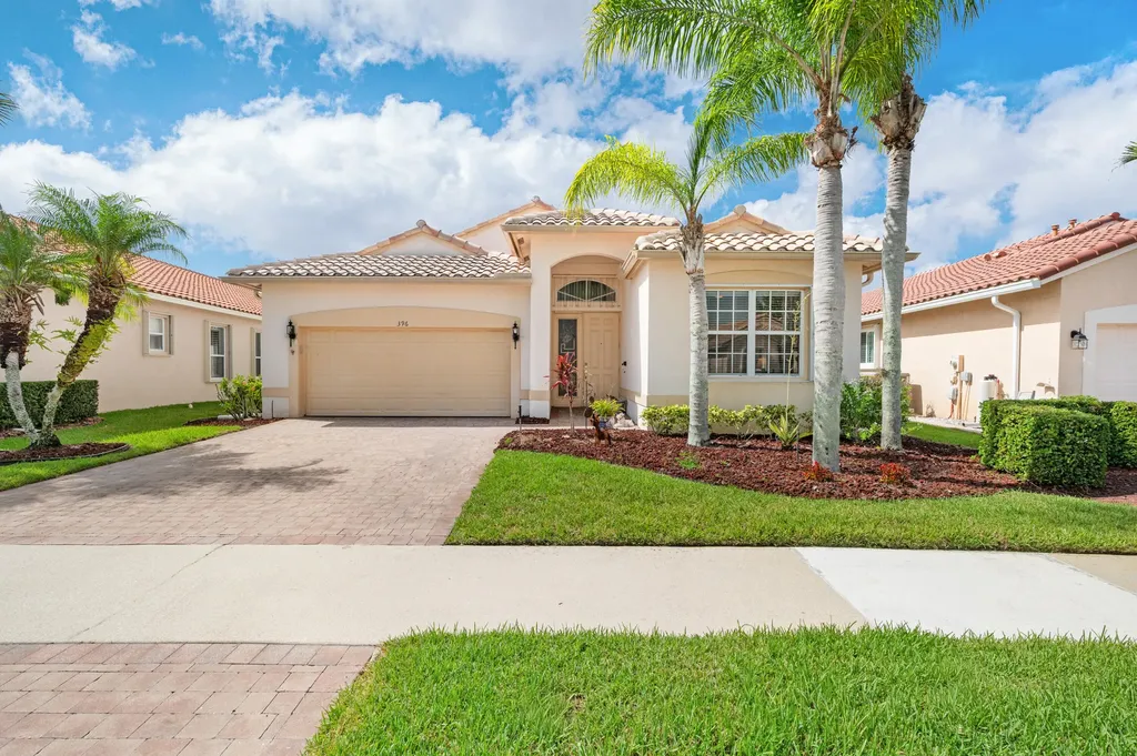 396 NW Springview Loop Port St Lucie FL 34986