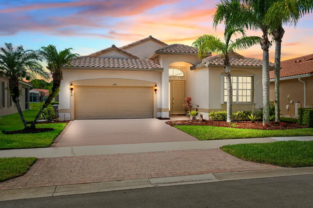 396 NW Springview Loop Port St Lucie FL 34986