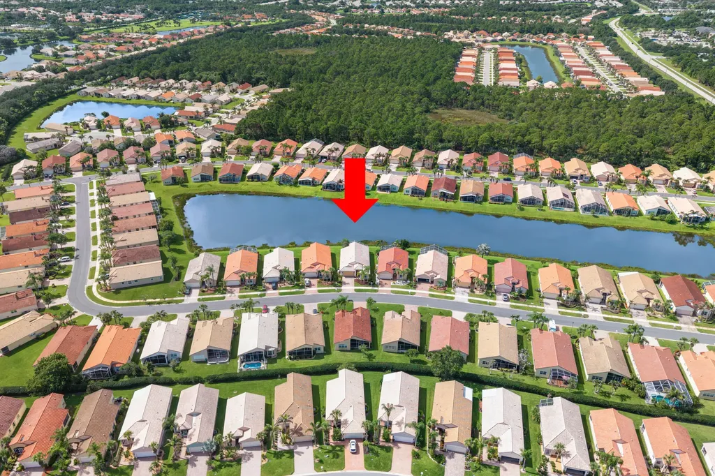 396 NW Springview Loop Port St Lucie FL 34986