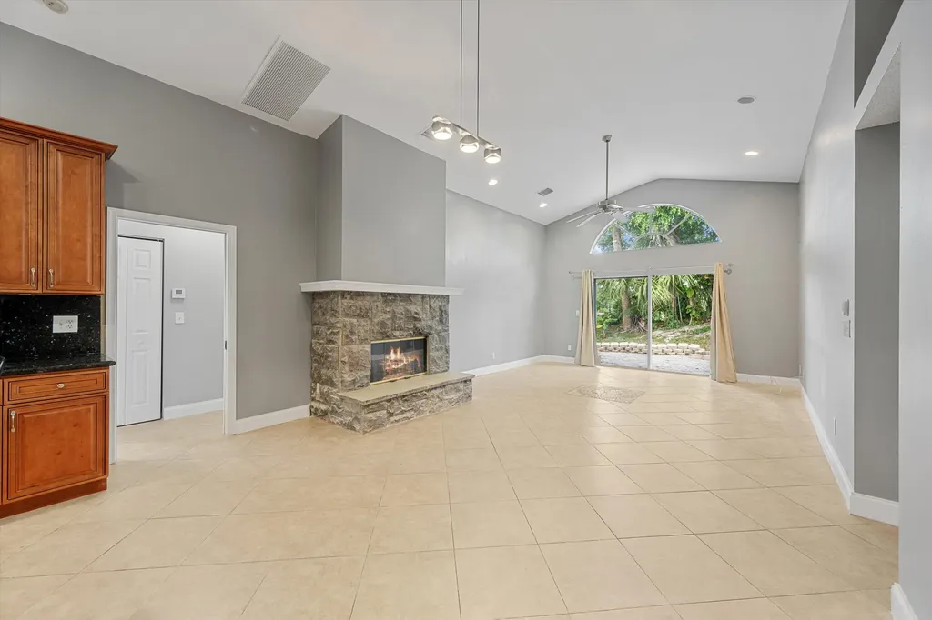 1851 Oak Berry Circle Wellington FL 33414