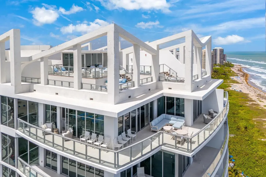3100 N Ocean Drive Riviera Beach FL 33404