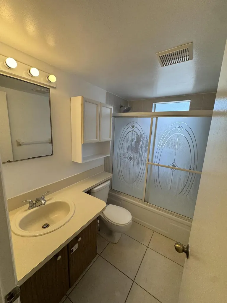 610 SE 2nd Avenue Deerfield Beach FL 33441