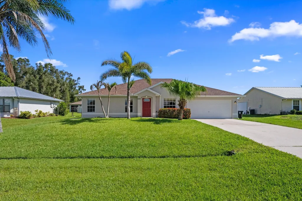 1237 SW Granville Avenue Port St Lucie FL 34953
