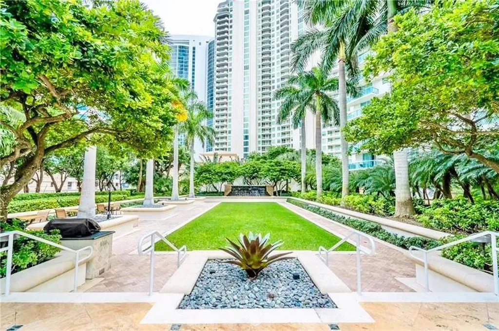 347 N New River Drive E Fort Lauderdale FL 33301