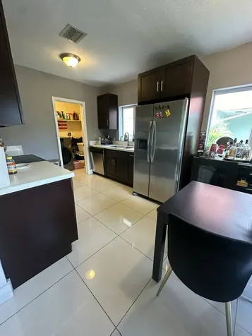 11150 Peachtree Drive Miami FL 33161