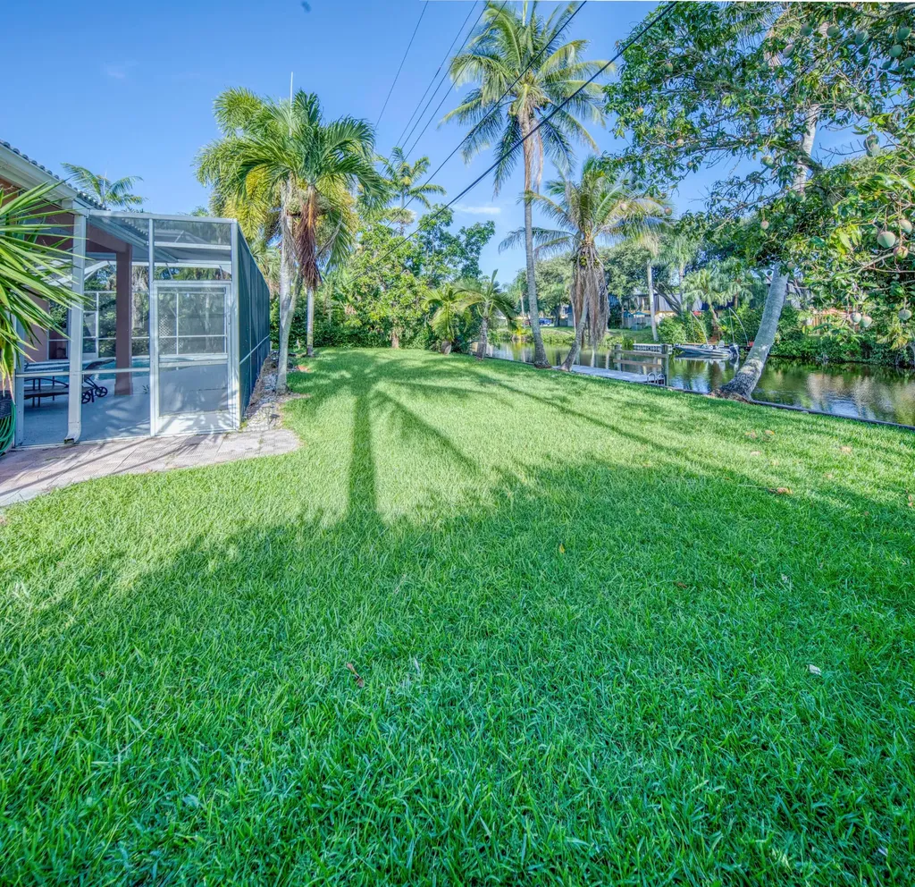 1870 Mediterranean Road W Lake Clarke Shores FL 33406
