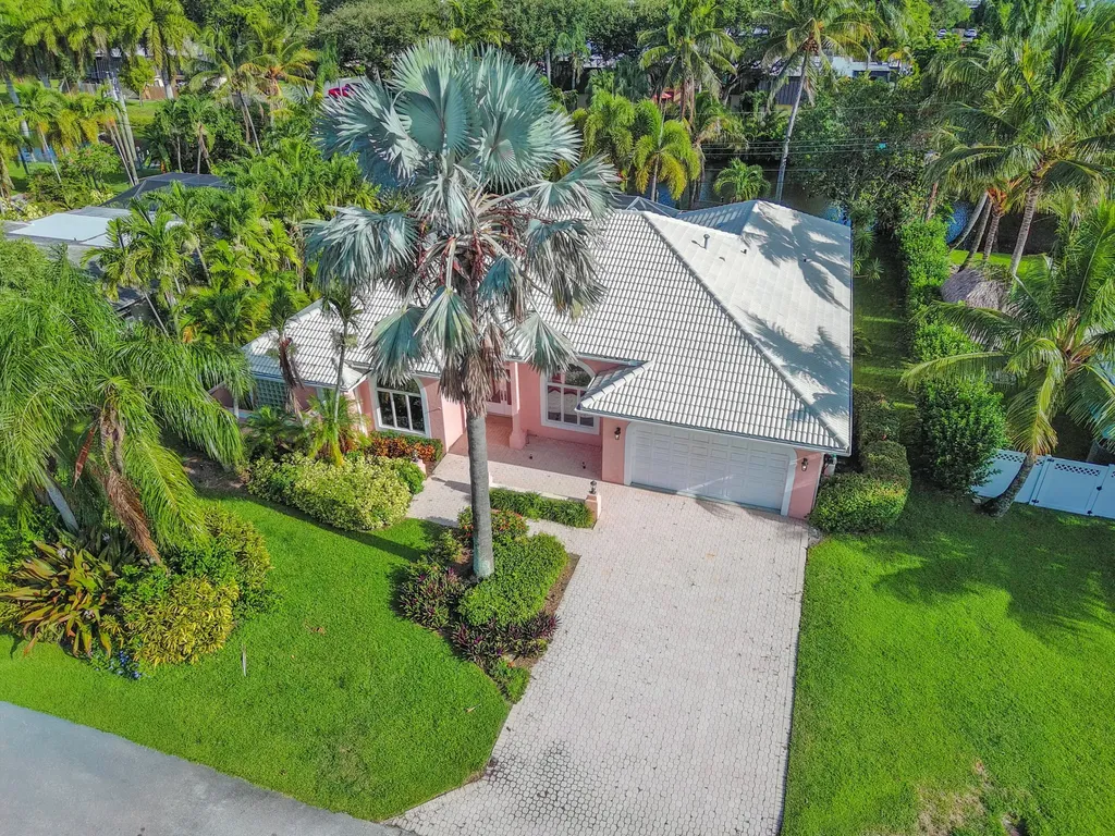 1870 Mediterranean Road W Lake Clarke Shores FL 33406