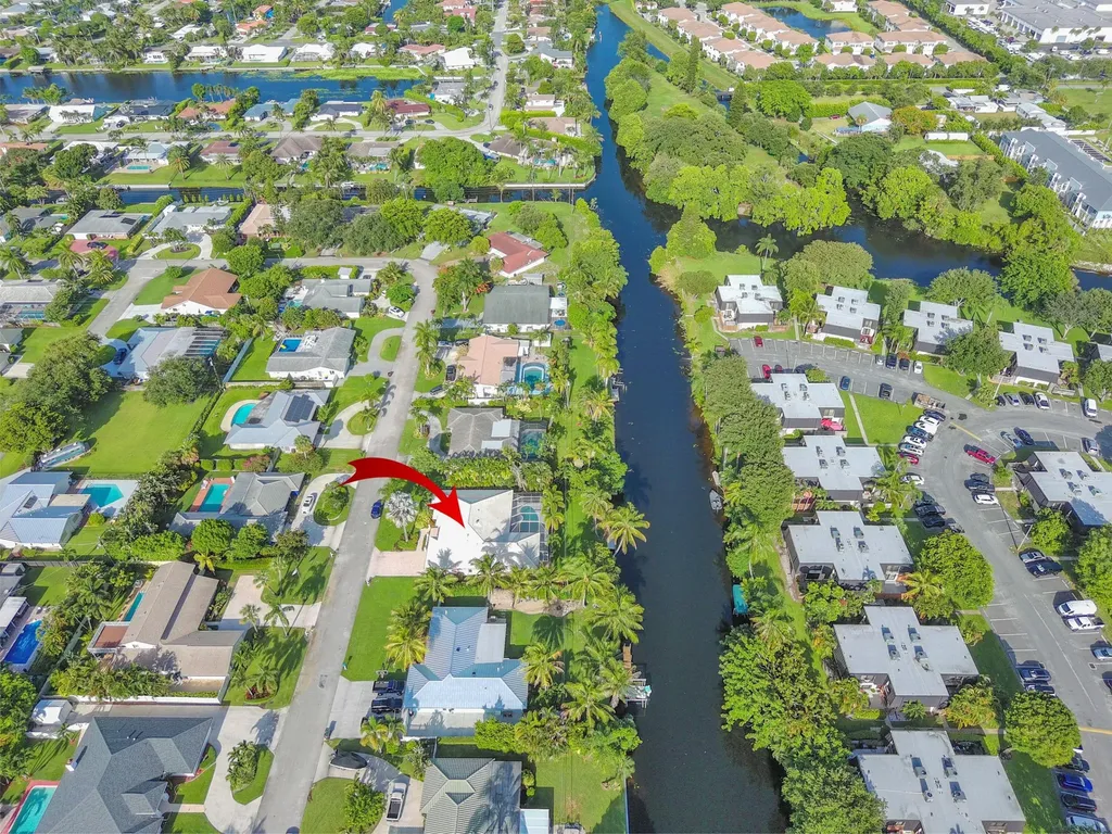 1870 Mediterranean Road W Lake Clarke Shores FL 33406