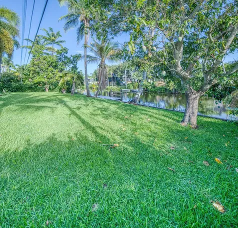1870 Mediterranean Road W Lake Clarke Shores FL 33406