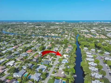 1870 Mediterranean Road W Lake Clarke Shores FL 33406