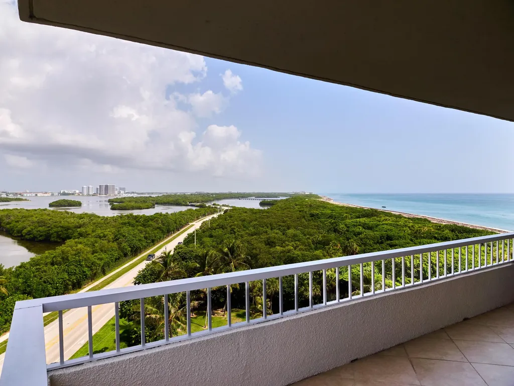 5550 N Ocean Drive Singer Island FL 33404