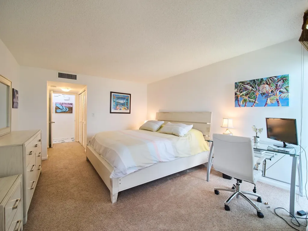 5550 N Ocean Drive Singer Island FL 33404