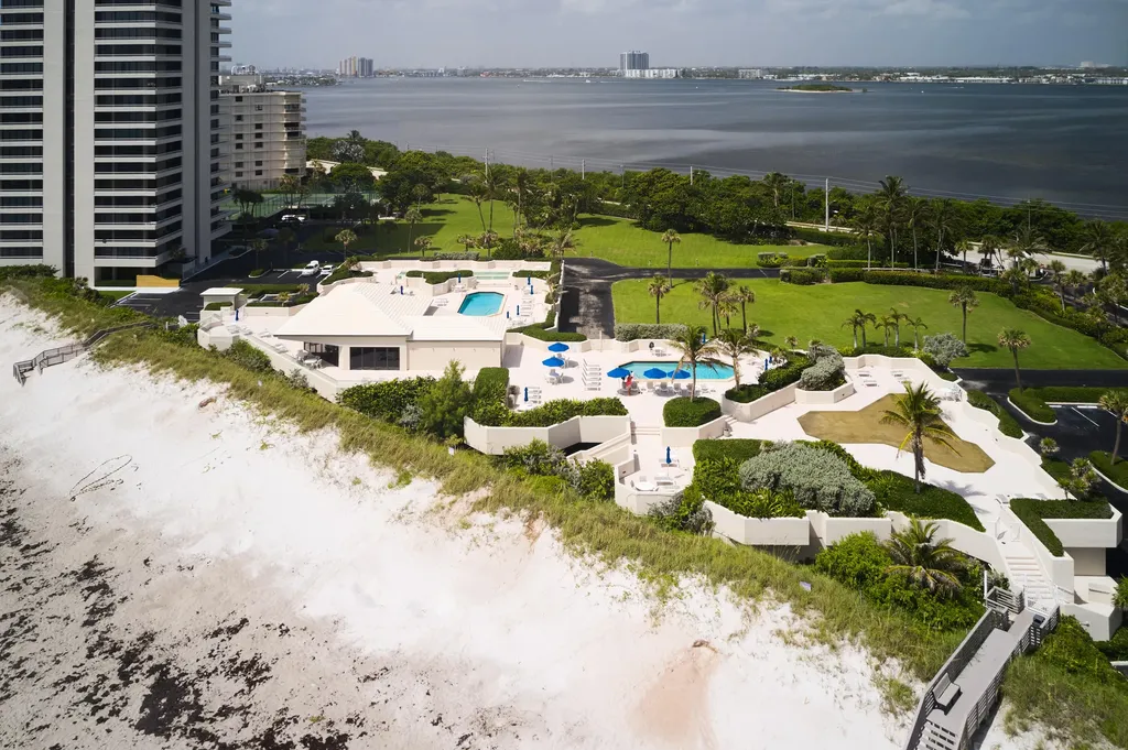 5550 N Ocean Drive Singer Island FL 33404