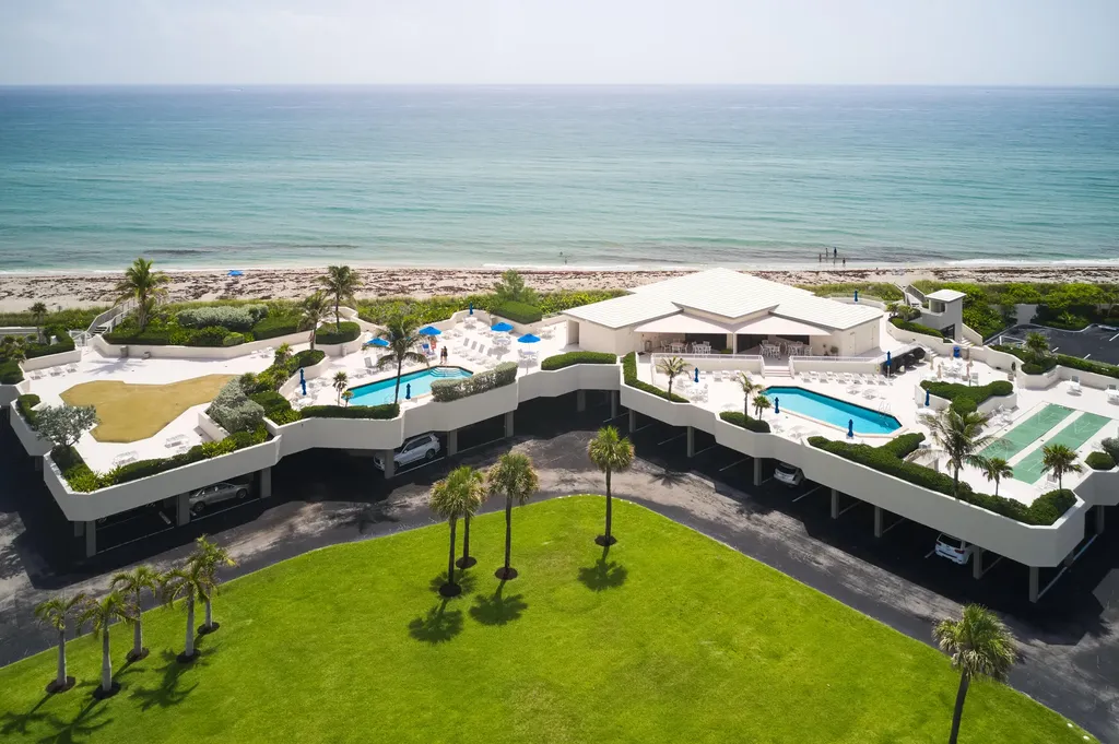 5550 N Ocean Drive Singer Island FL 33404