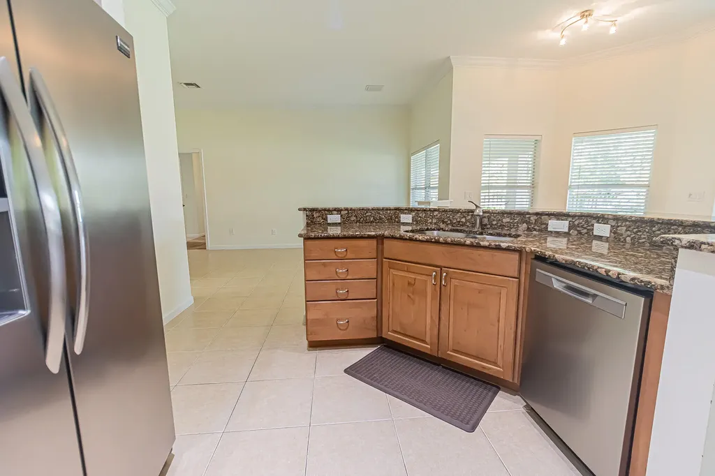 3342 SW Ludlow Street Port St Lucie FL 34953