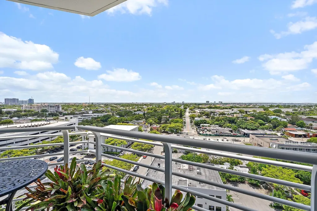1551 N Flagler Drive West Palm Beach FL 33401