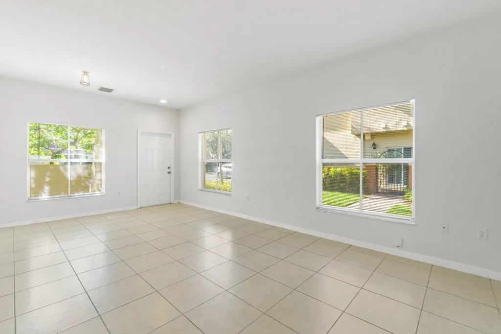 406 Lake Monterey Circle Boynton Beach FL 33426