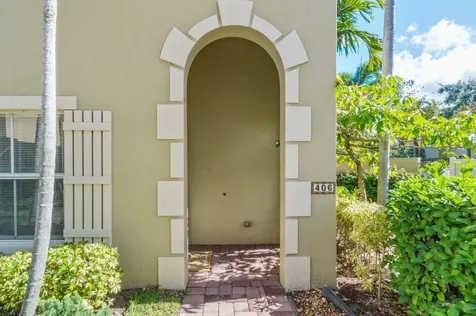 406 Lake Monterey Circle Boynton Beach FL 33426