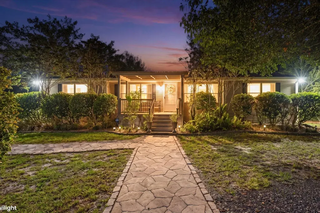 2454/2376 E Road Loxahatchee FL 33470