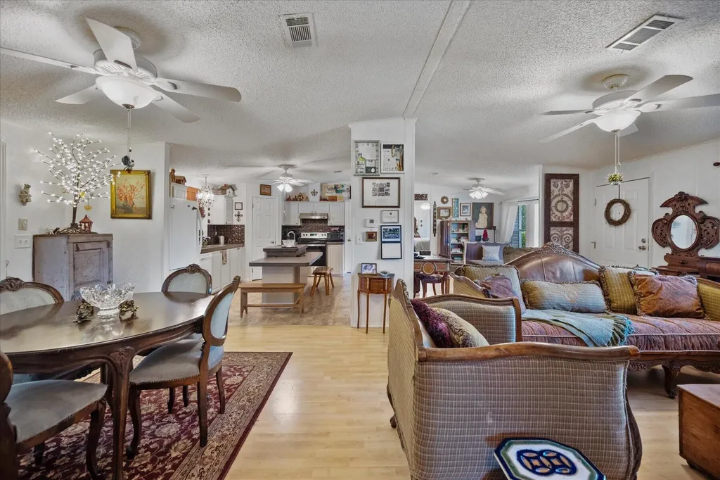 2454/2376 E Road Loxahatchee FL 33470