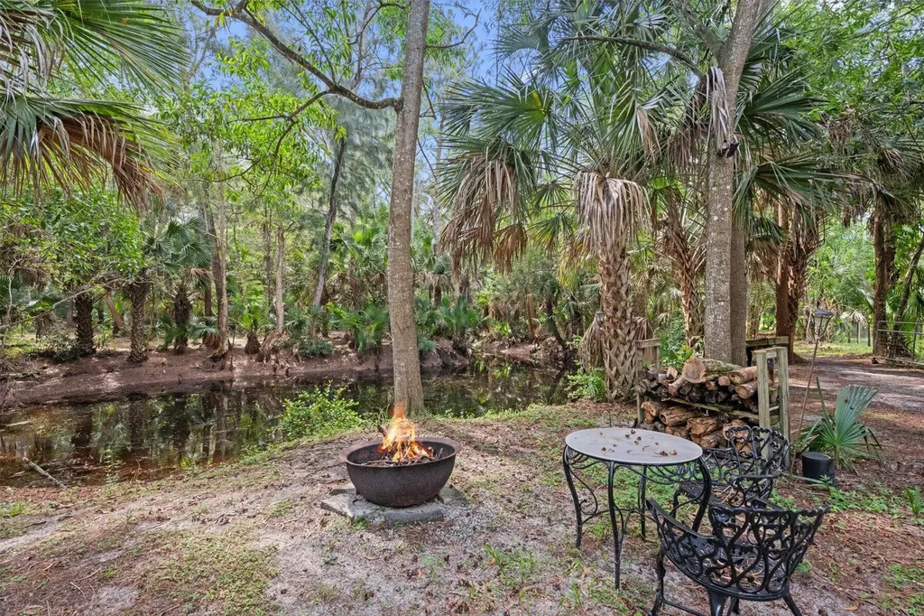 2454/2376 E Road Loxahatchee FL 33470