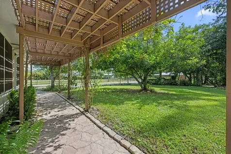 2454/2376 E Road Loxahatchee FL 33470