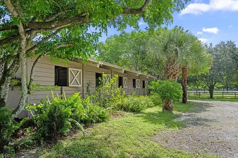 2454/2376 E Road Loxahatchee FL 33470