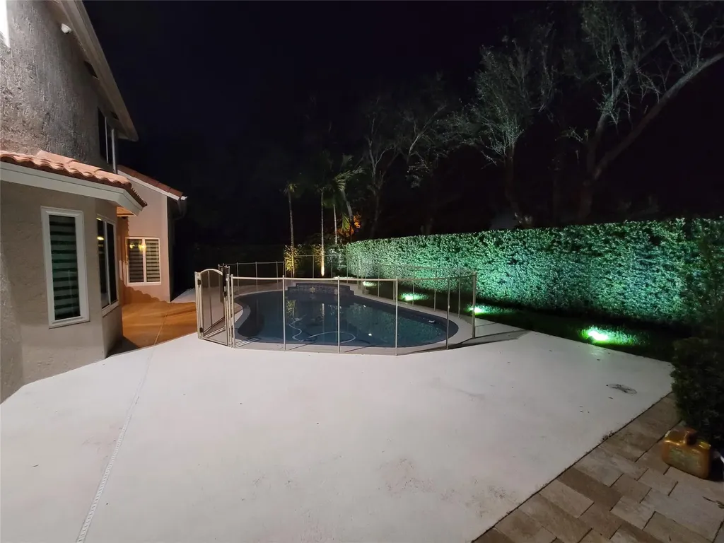 13224 NW 12th Court Sunrise FL 33323