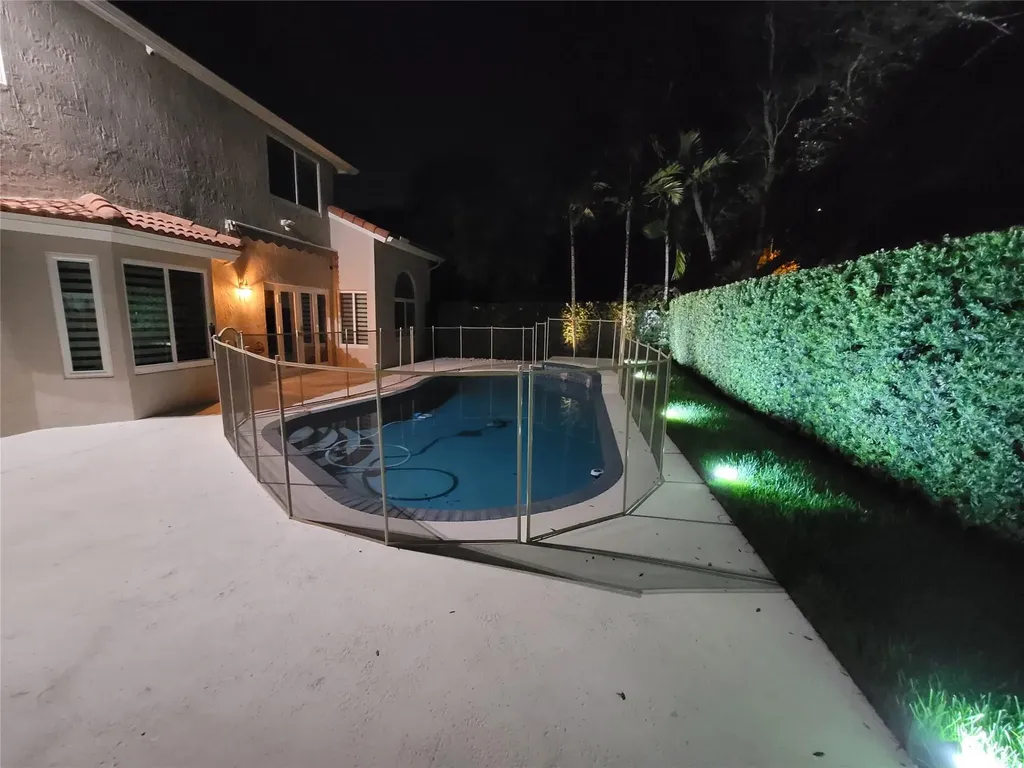 13224 NW 12th Court Sunrise FL 33323